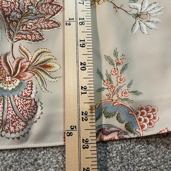 Adrienne Vittadini cold shoulder blouse Size M - Picture 5 of 6